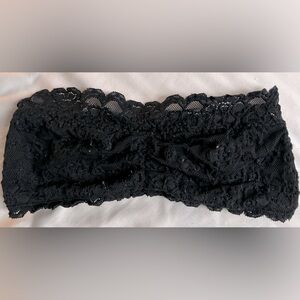 Black lace bandeau